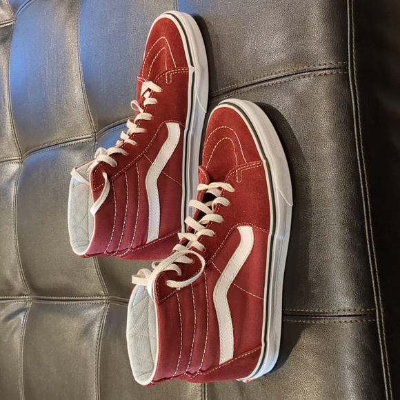 Vans hi tops suede men's 9.5, women's 11 - Picture 2 of 12